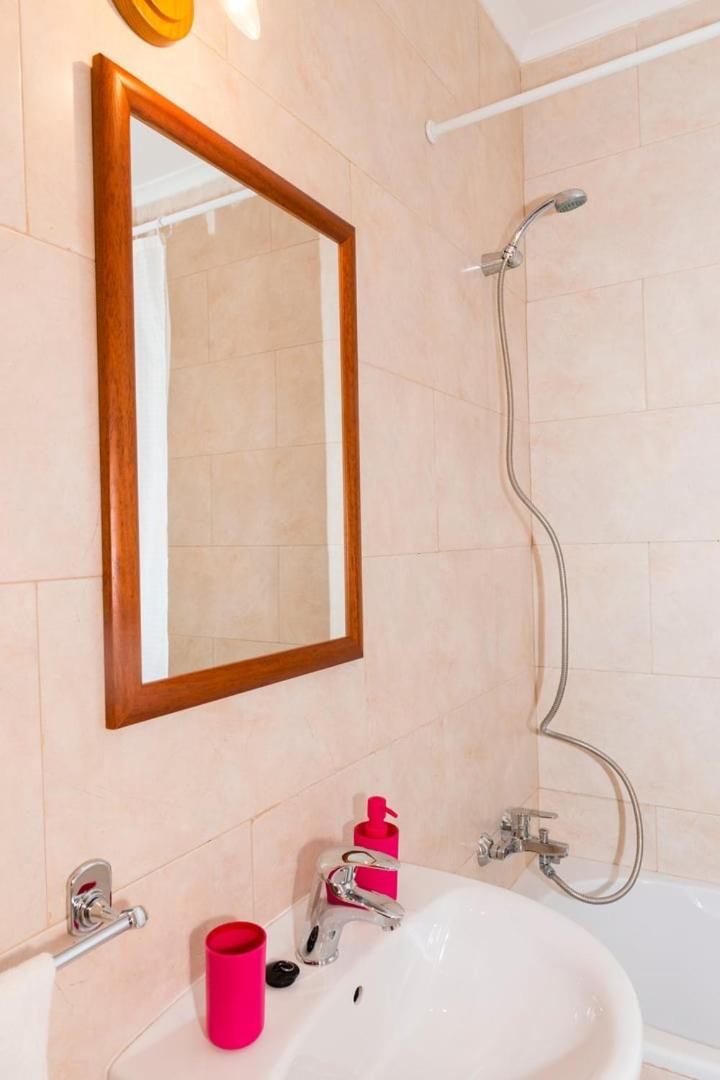 Tac - Alcantarilha Houseアパートメント エクステリア 写真